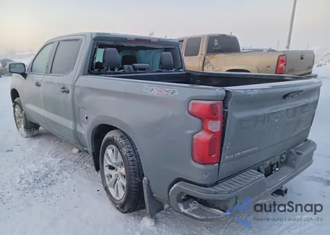 2025 Chevrolet Silverado K1500 Custom z USA, uszkodzony, nr VIN 1GCPKBEK7SZ258108